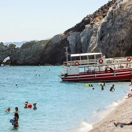 Amazing Santorini Caldera Serene House 3 Bedrooms Private Plunge Pool And Stunning Sea Views וילה