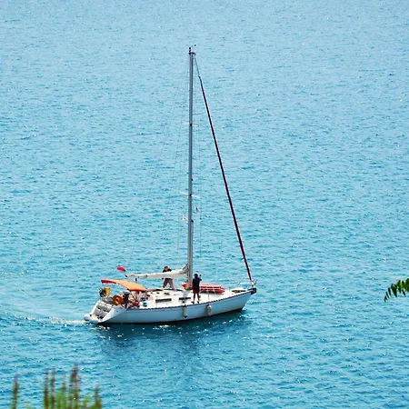 Amazing Santorini Caldera Serene House 3 Bedrooms Private Plunge Pool And Stunning Sea Views 이메로비글리